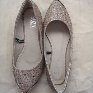 Suzy Shier Flats